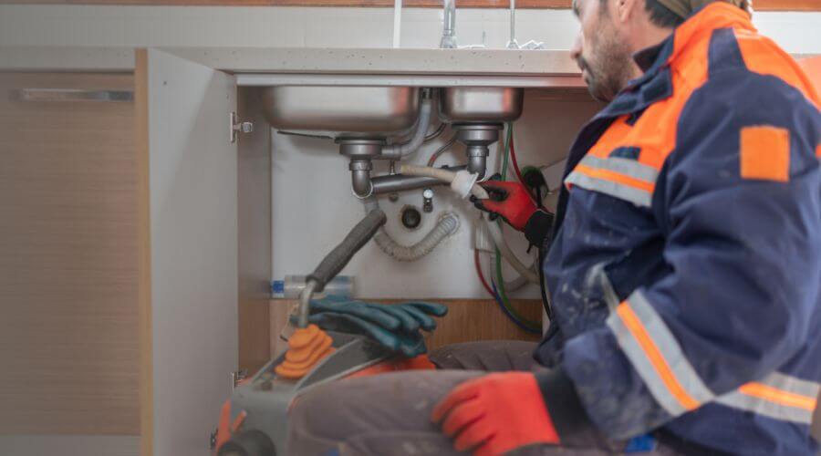 Professional slab leak plumber services in Gibson, LA